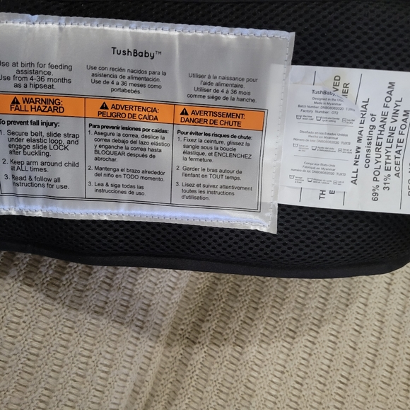 TushBaby Black Hip Seat - Picture 5 of 7